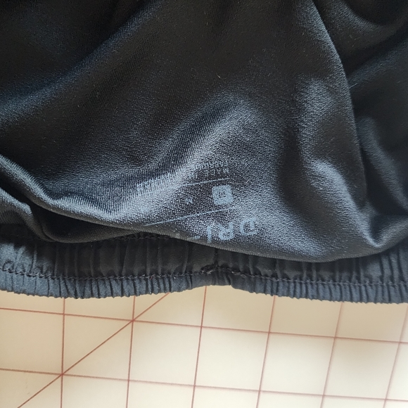 Nike dry wear shorts - Picture 2 of 2